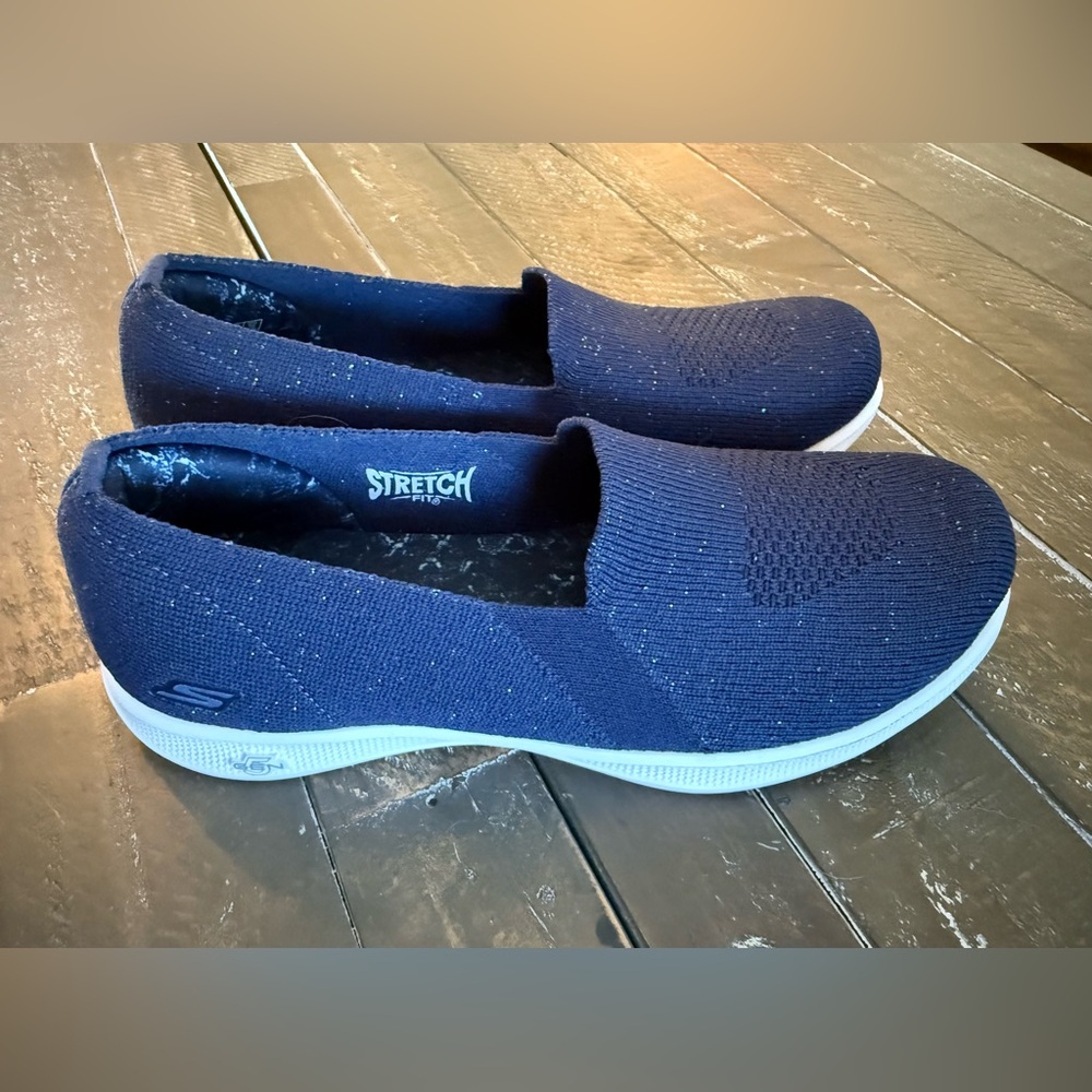 Skechers Women's Navy Stretch Slip-On Sneakers